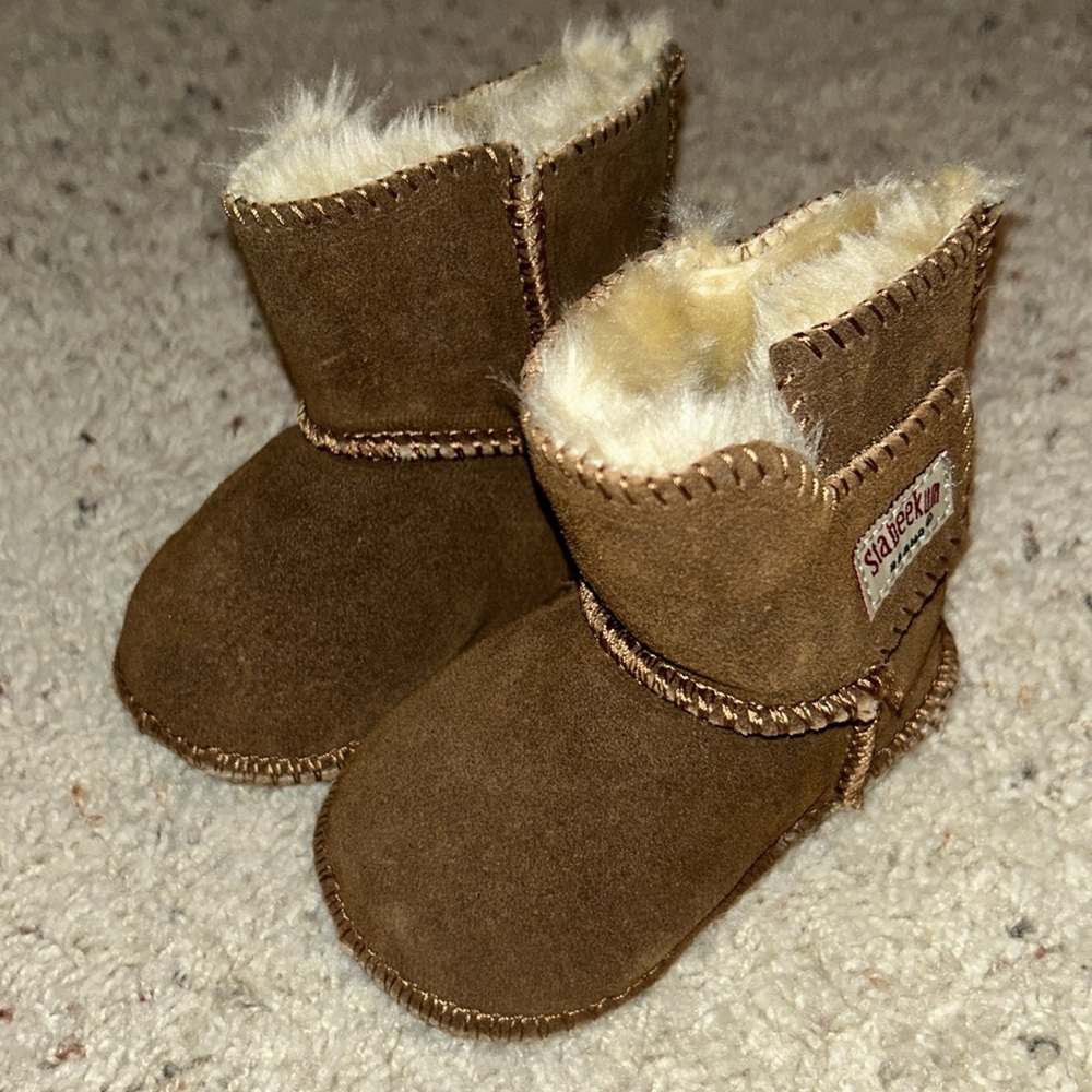 Staheekum Infant Boots